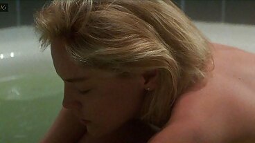 Seksowna Diana zostaje wyruchana głęboko w rajstopy retube erotyka