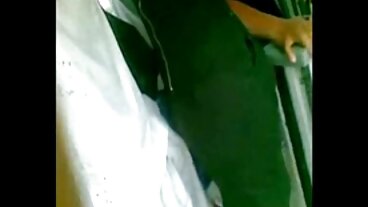 Mała klatka piersiowa, chuda europejska nastolatka na pieska erotyka darmowe filmy